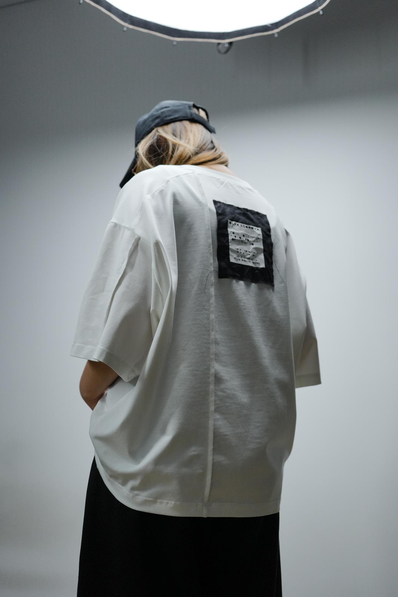 Футболка Act