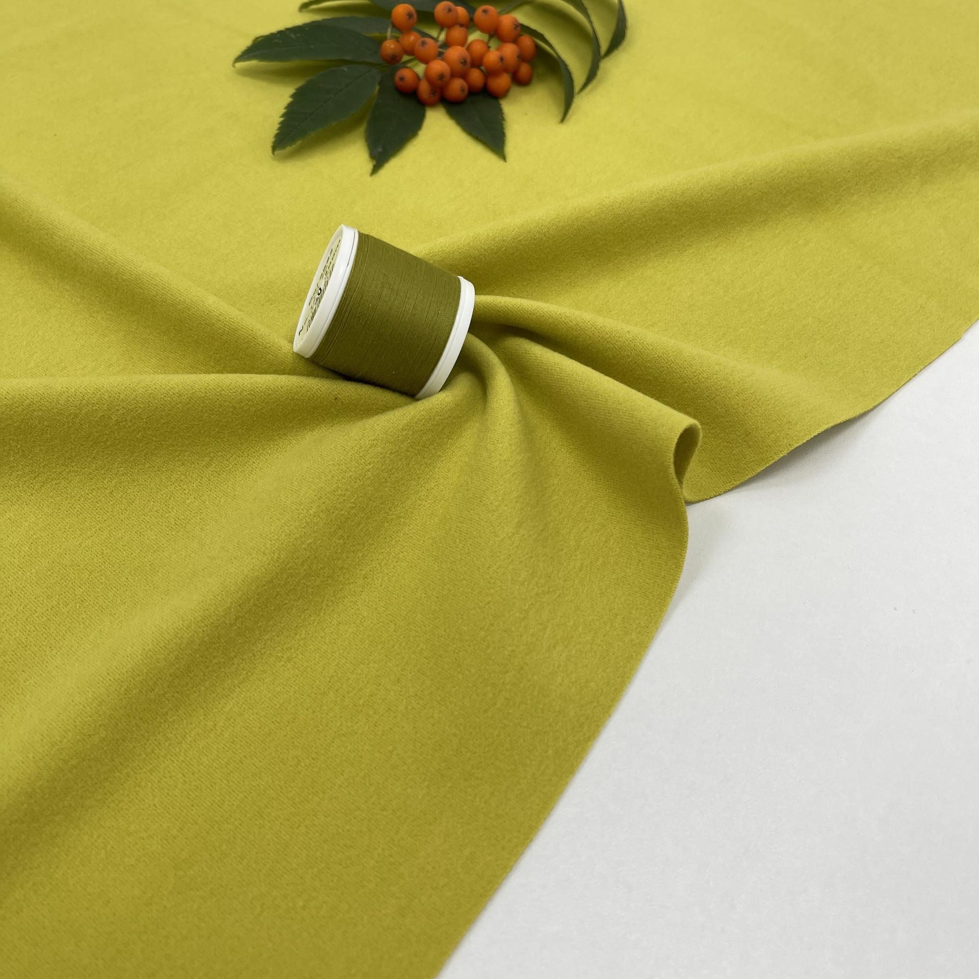 Велюровый двусторонний трикотаж с кашемиром. Осенние яблоки