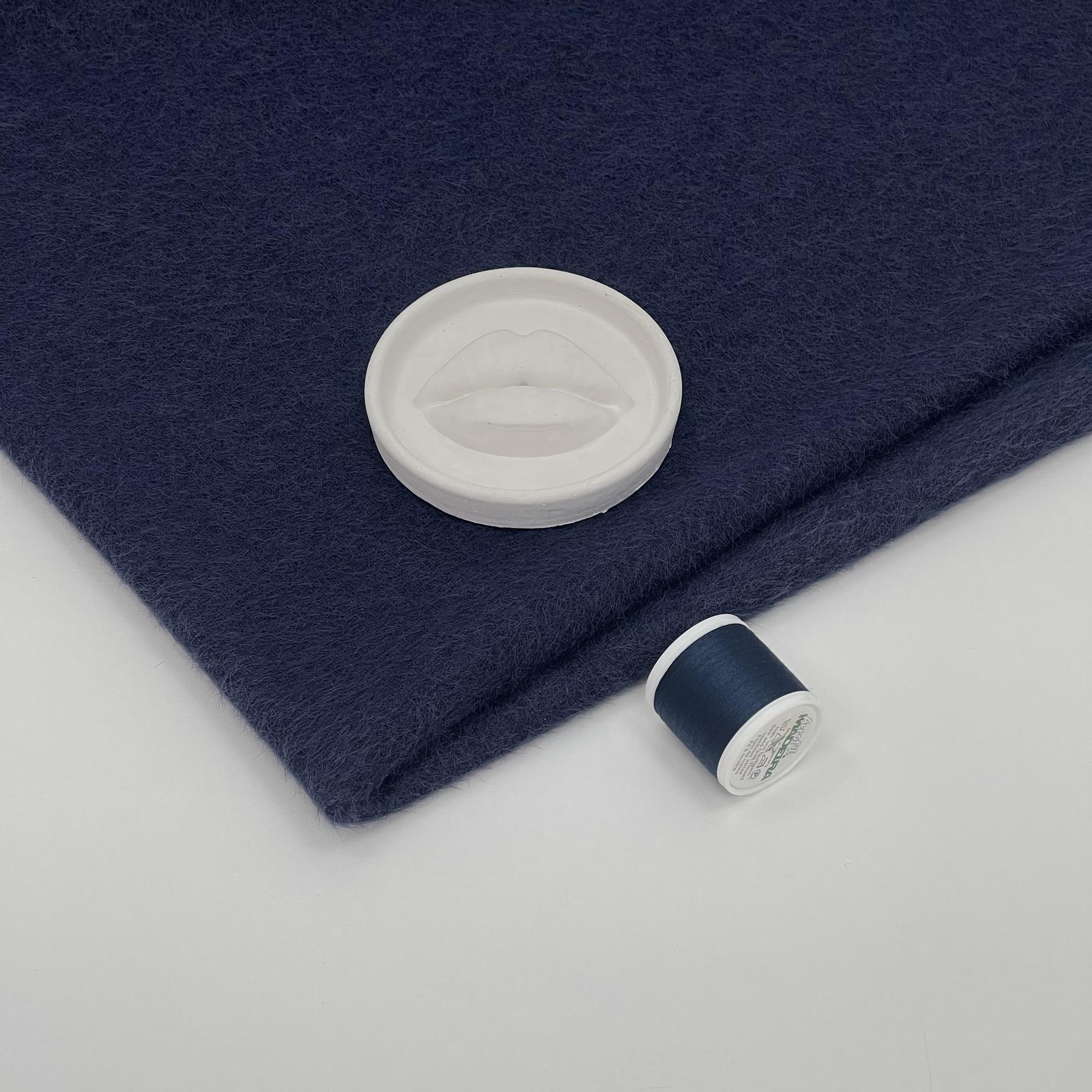 Пушистый трикотаж на хлопковой основе. Ежевичный пломбир