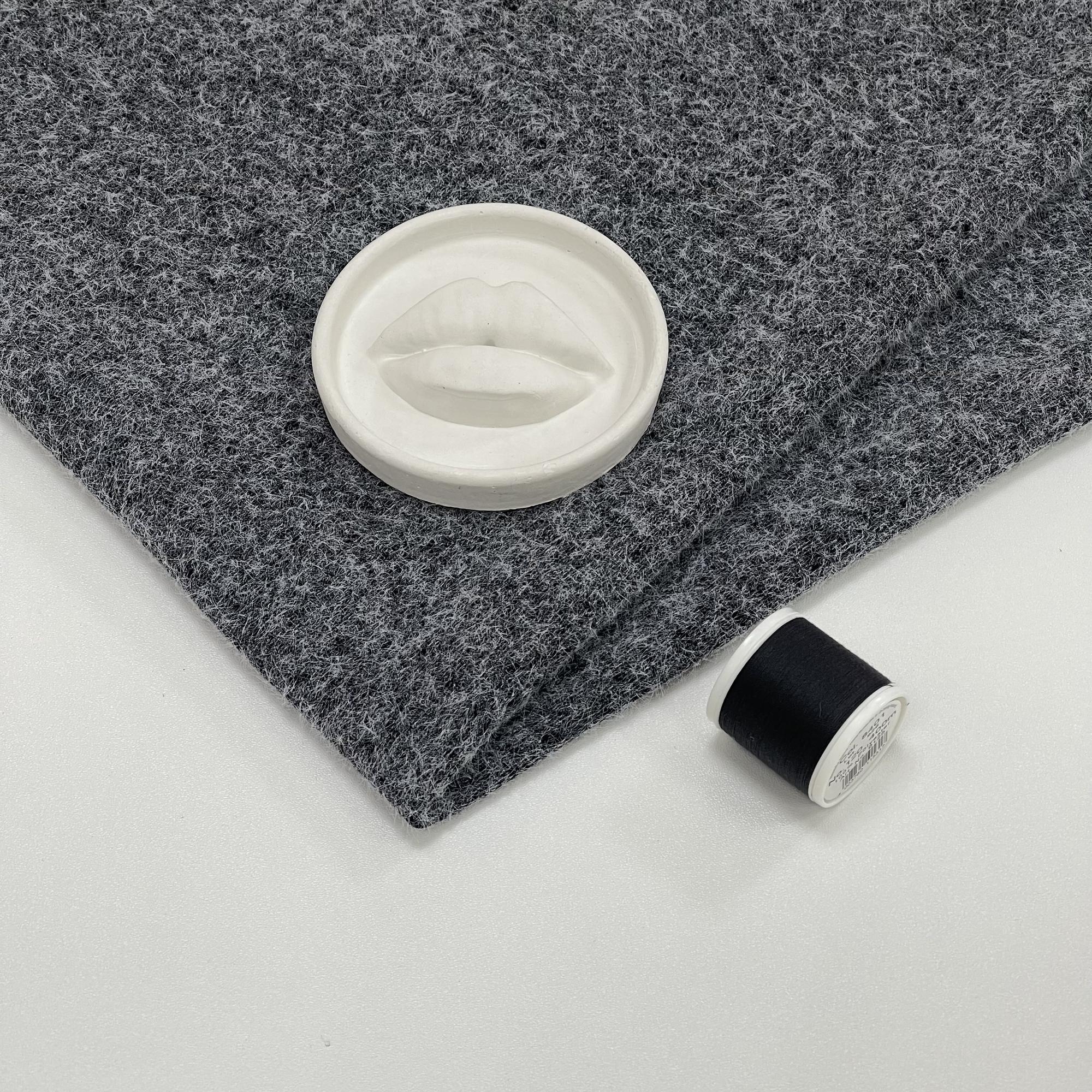 Пушистый трикотаж на хлопковой основе. Седая ночь