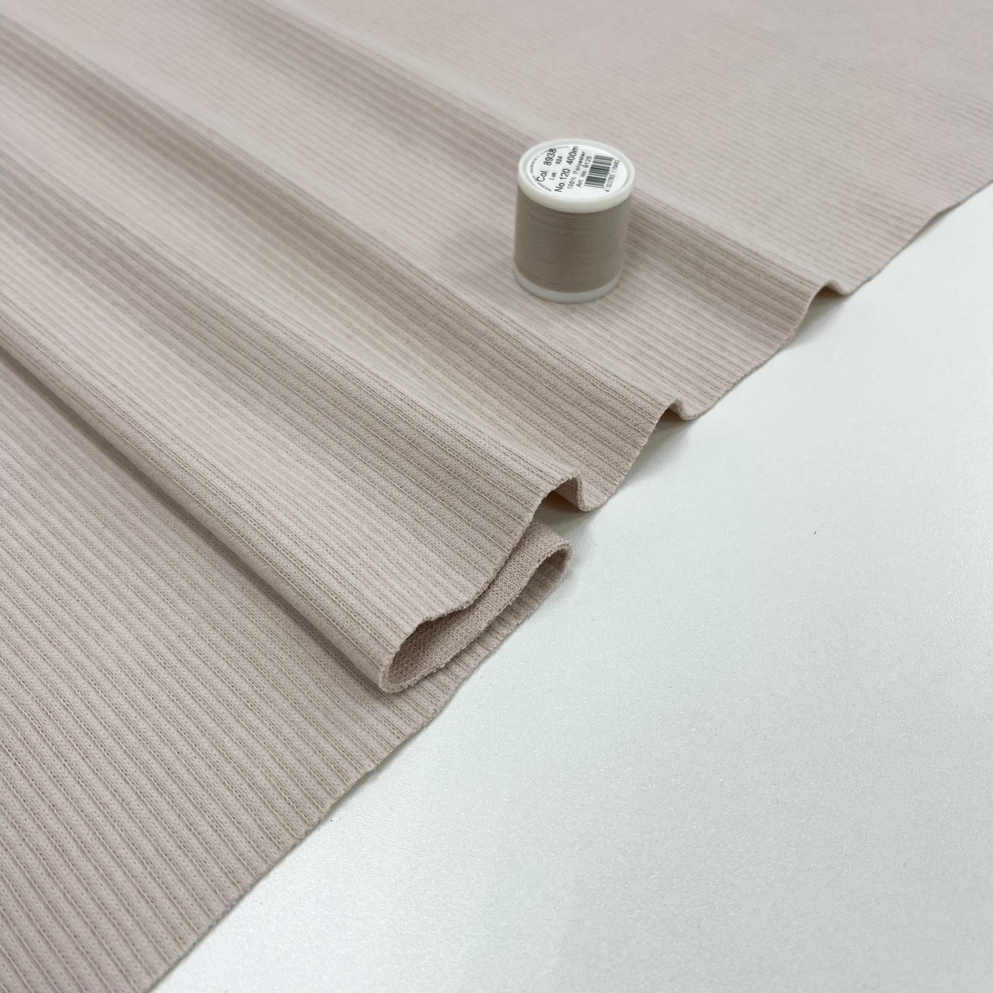 Дабл трикотаж с фактурой и велюровым эффектом. Паутина