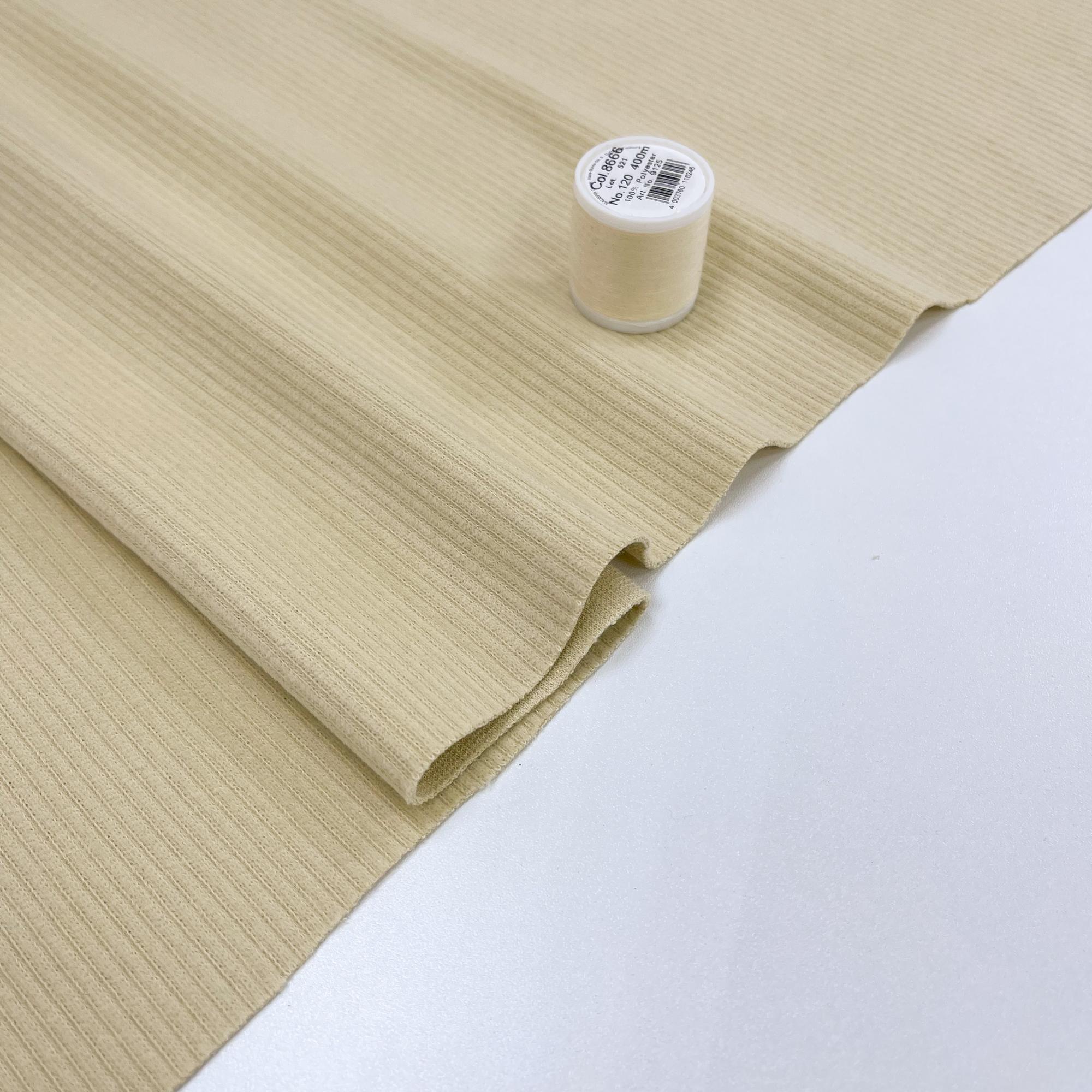 Дабл трикотаж с фактурой и велюровым эффектом. Весна