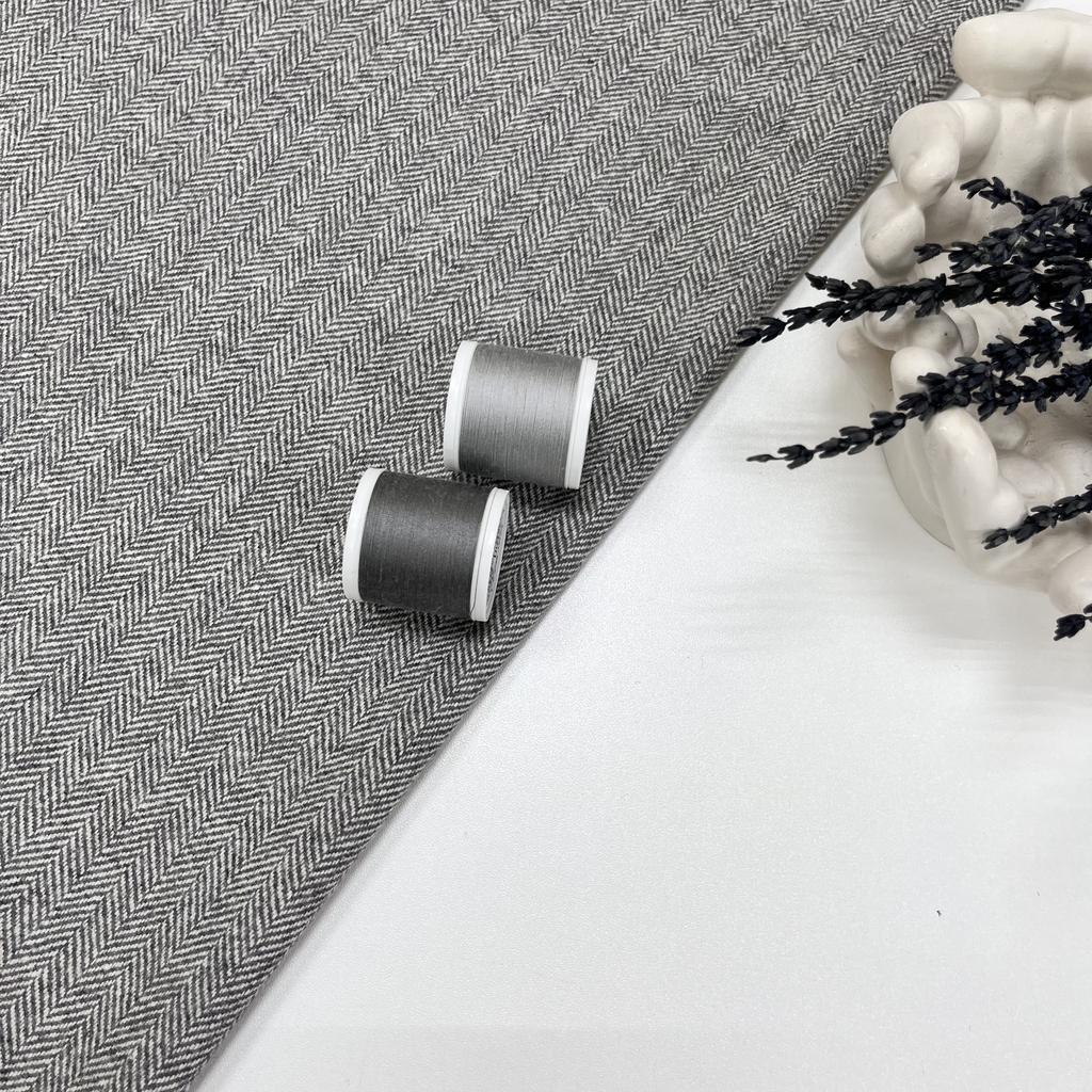 Костюмно - пальтовая шерсть в елочку. Завтрак на крыше