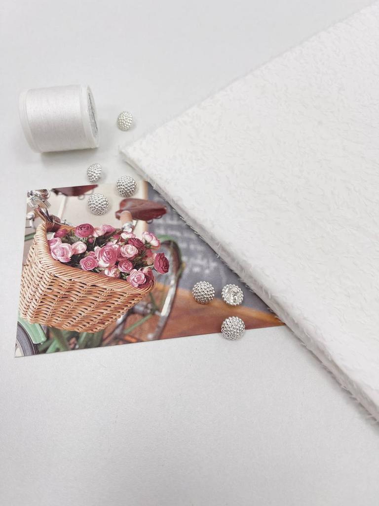 Шелковый фактурный хлопок. На велосипеде за мороженым