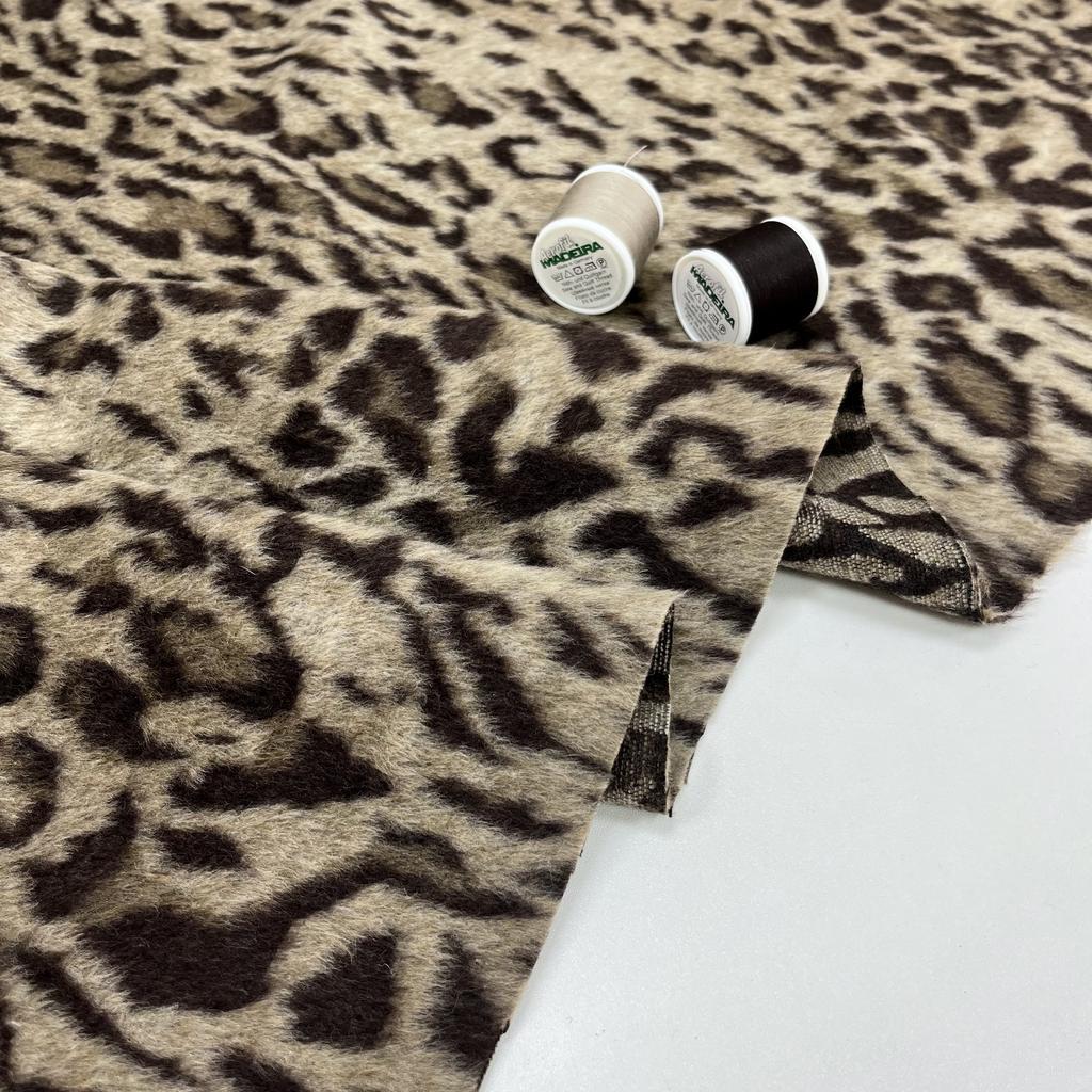 Костюмно-пальтовая с шерстью. Пепельный леопард