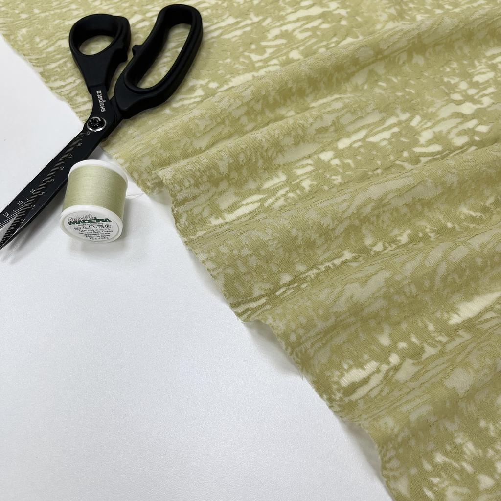 Хлопковый ажурный трикотаж. Лесная лужайка