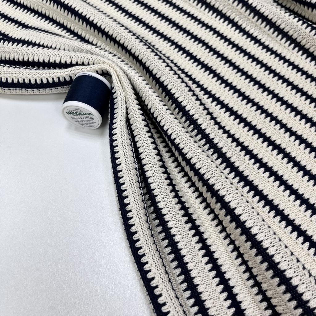 Ажурный трикотаж. Дождливый день