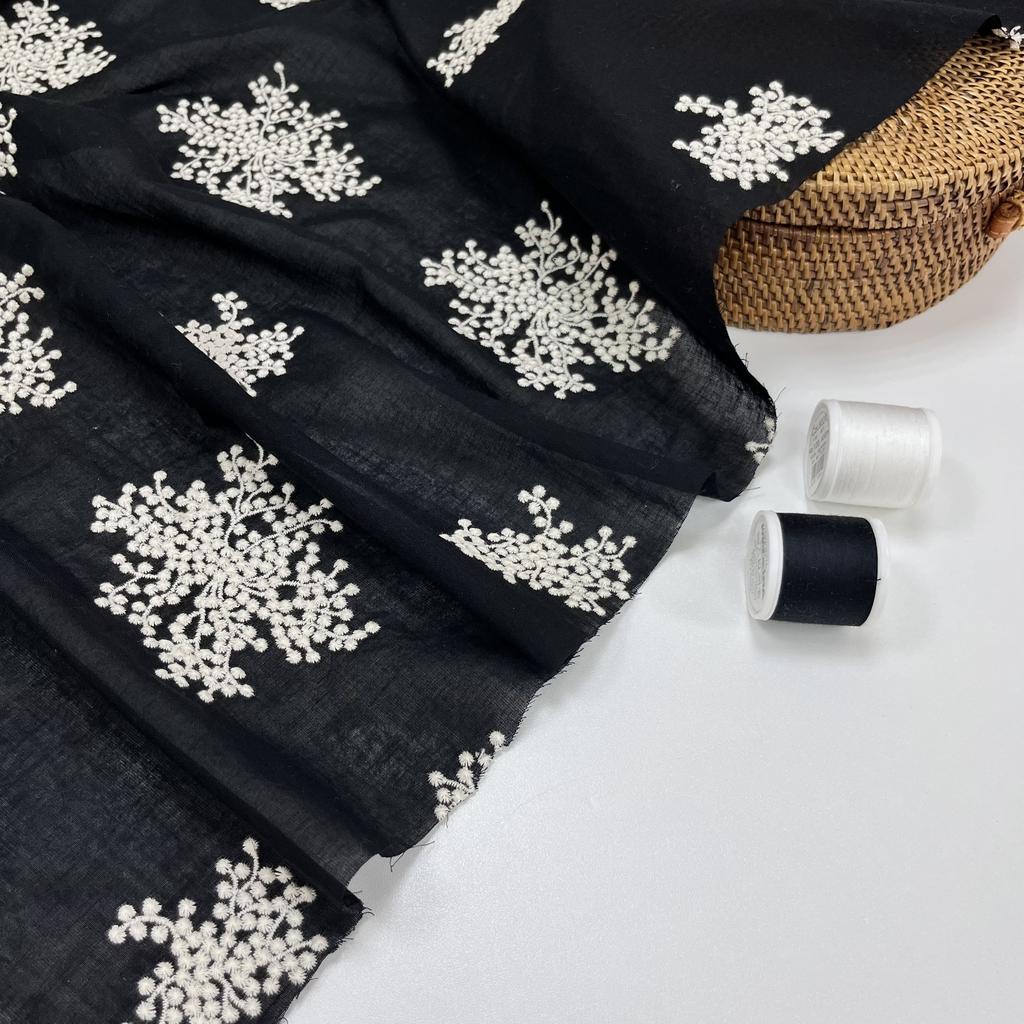 Хлопковая вуаль с вышивкой. Спящая мимоза