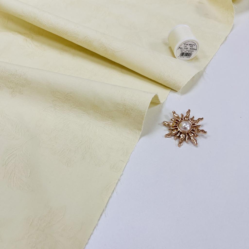 Плательно-костюмный жаккард. Оранжерея с тюльпанами