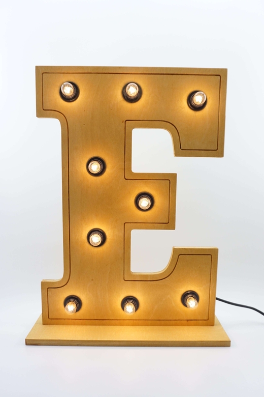 Буква E 60 см