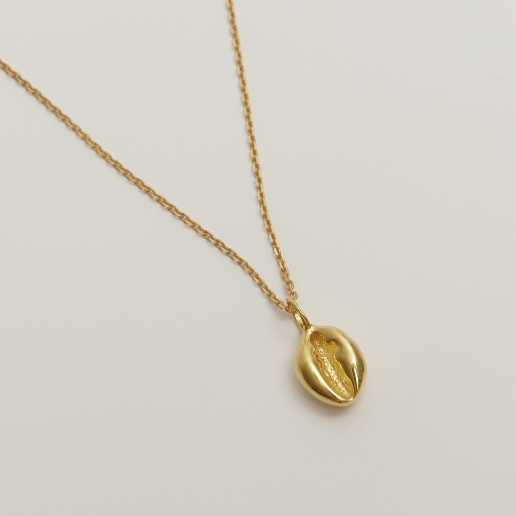 Подвеска TRIESTE с кофейным зерном с позолотой