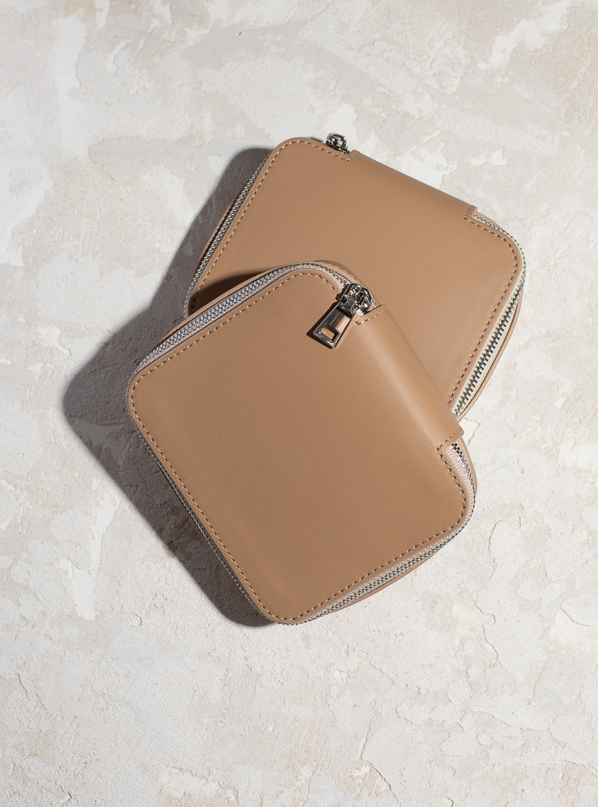 Футляр для украшений VIESTE из мягкой итальянской кожи в Ореховом цвете