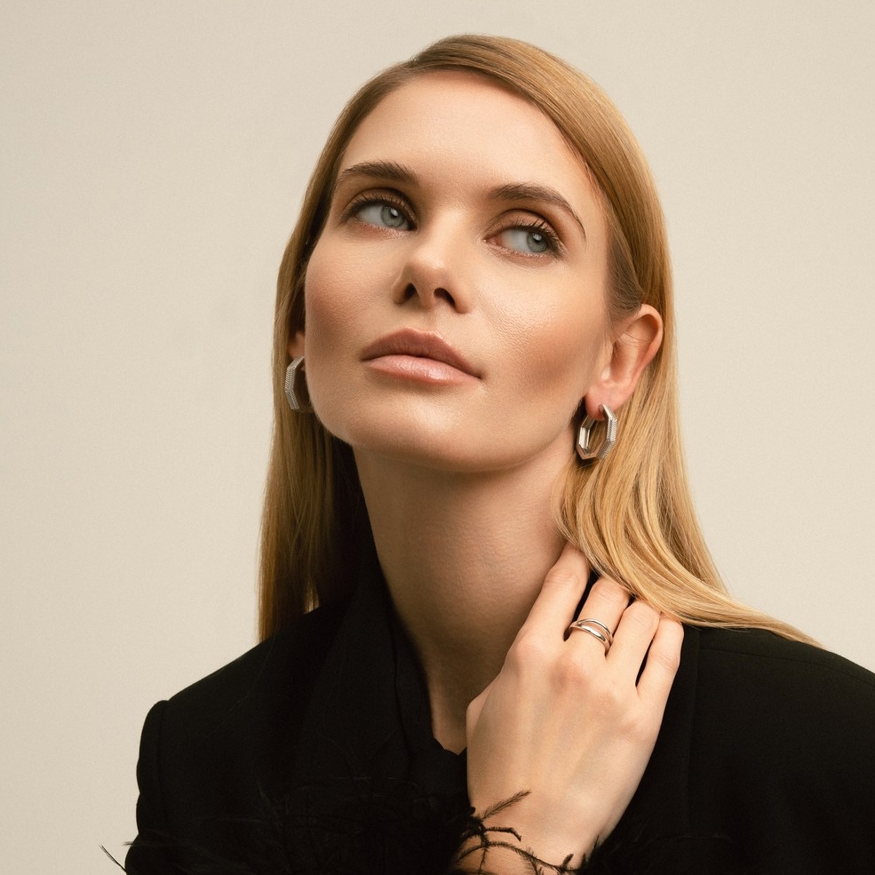 Серьги-кольца PESCARA восьмигранные в родиевом покрытии