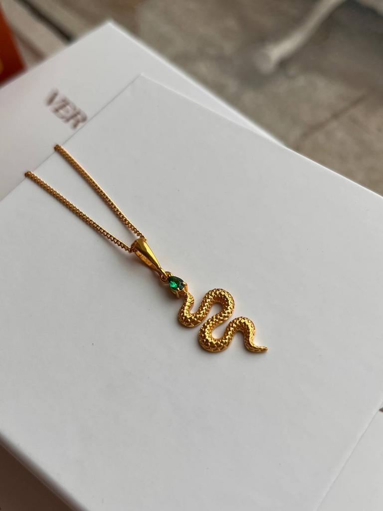 PREMIUM COLLECTION: Подвеска NARNI со змейкой с изумрудным фианитом