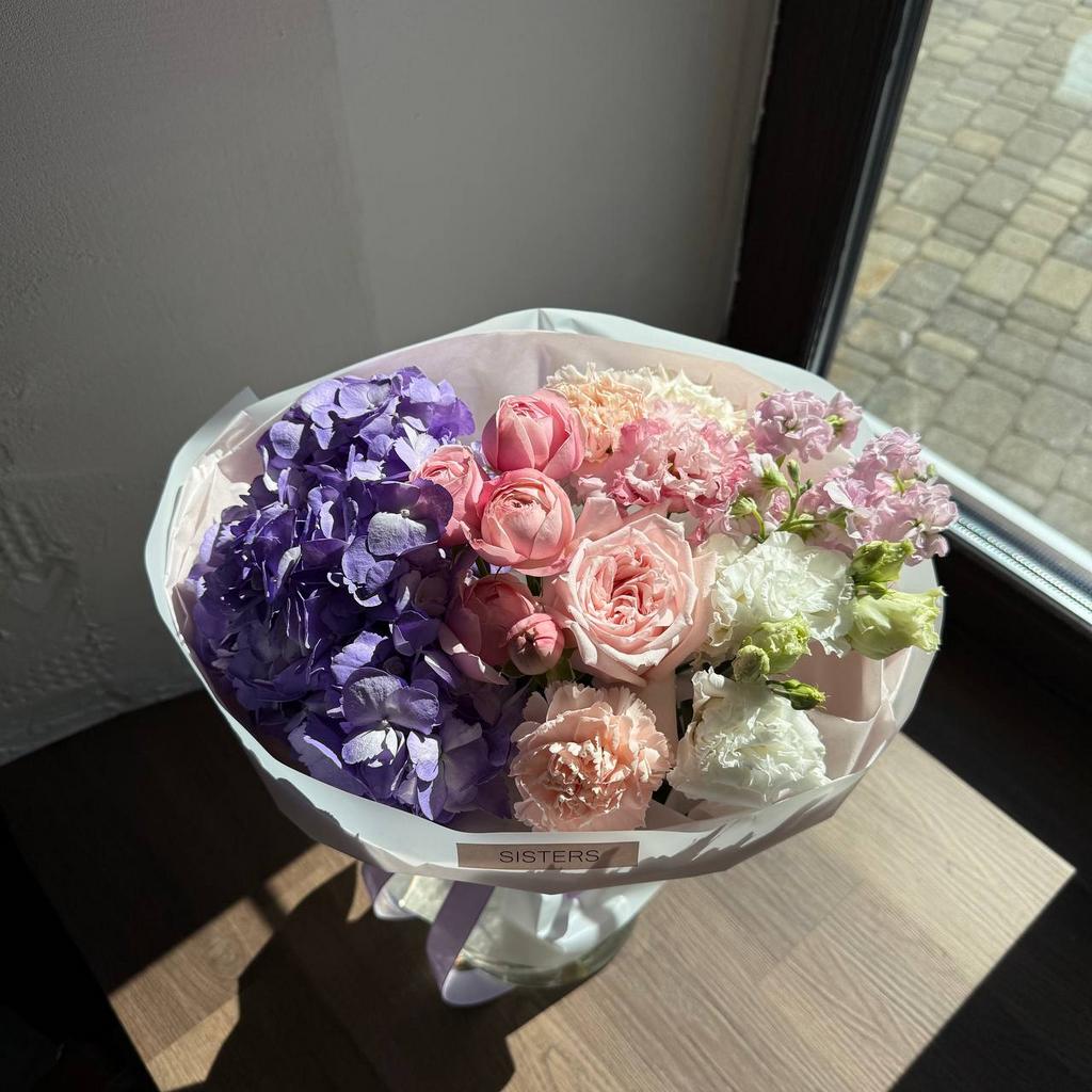 Авторский букет "Пурпурный"