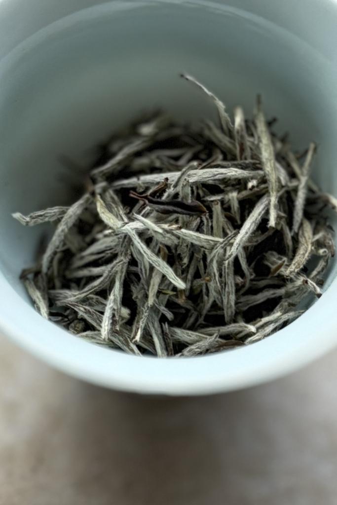 Байхао Иньчжэнь 2023 (4г)