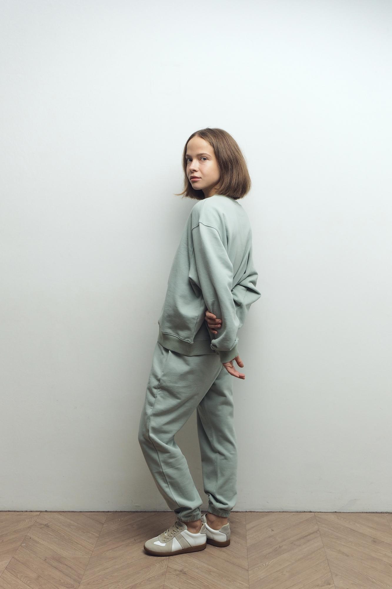 Трикотажный костюм BASE