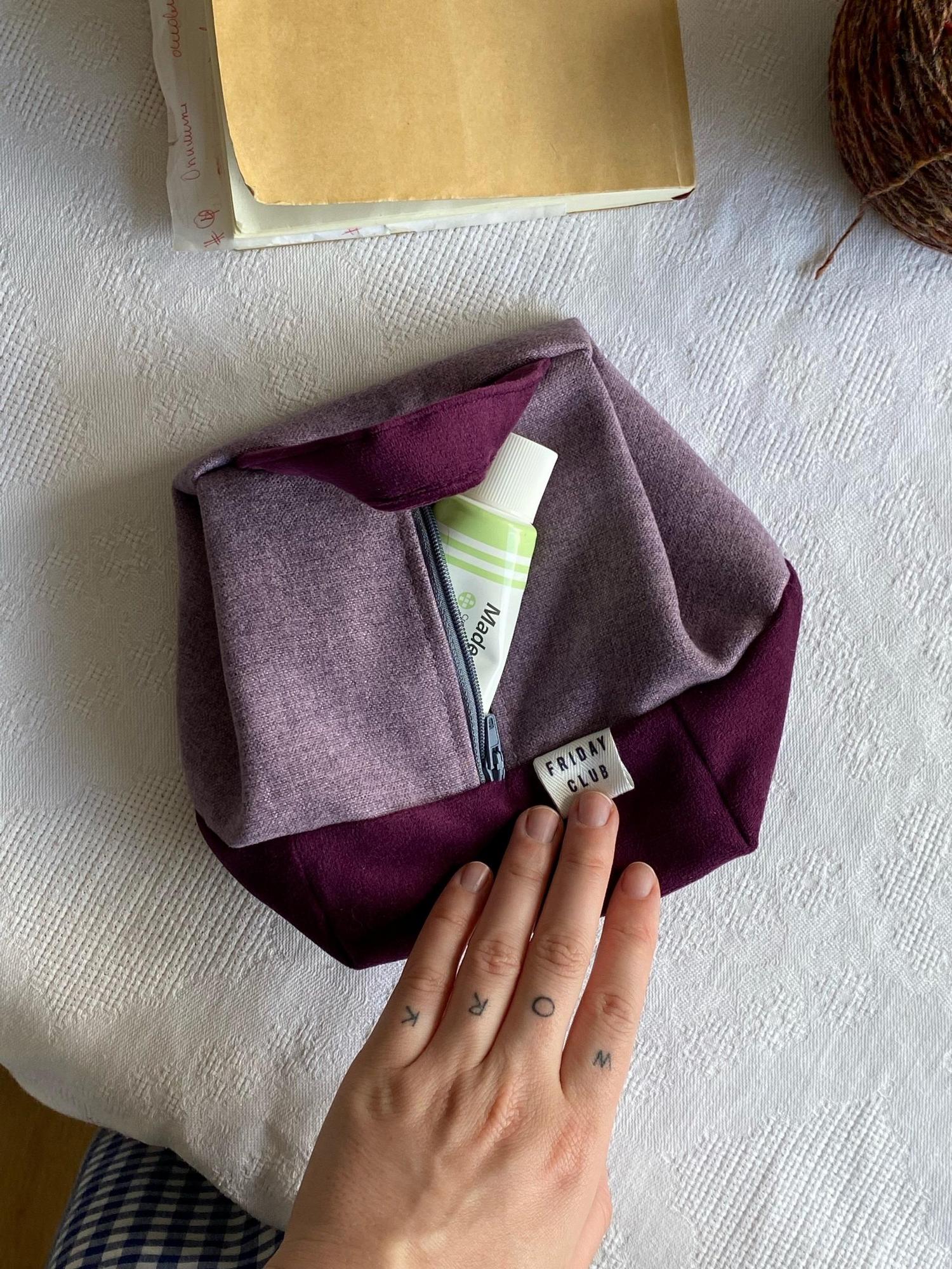 Косметичка "БОРДО"