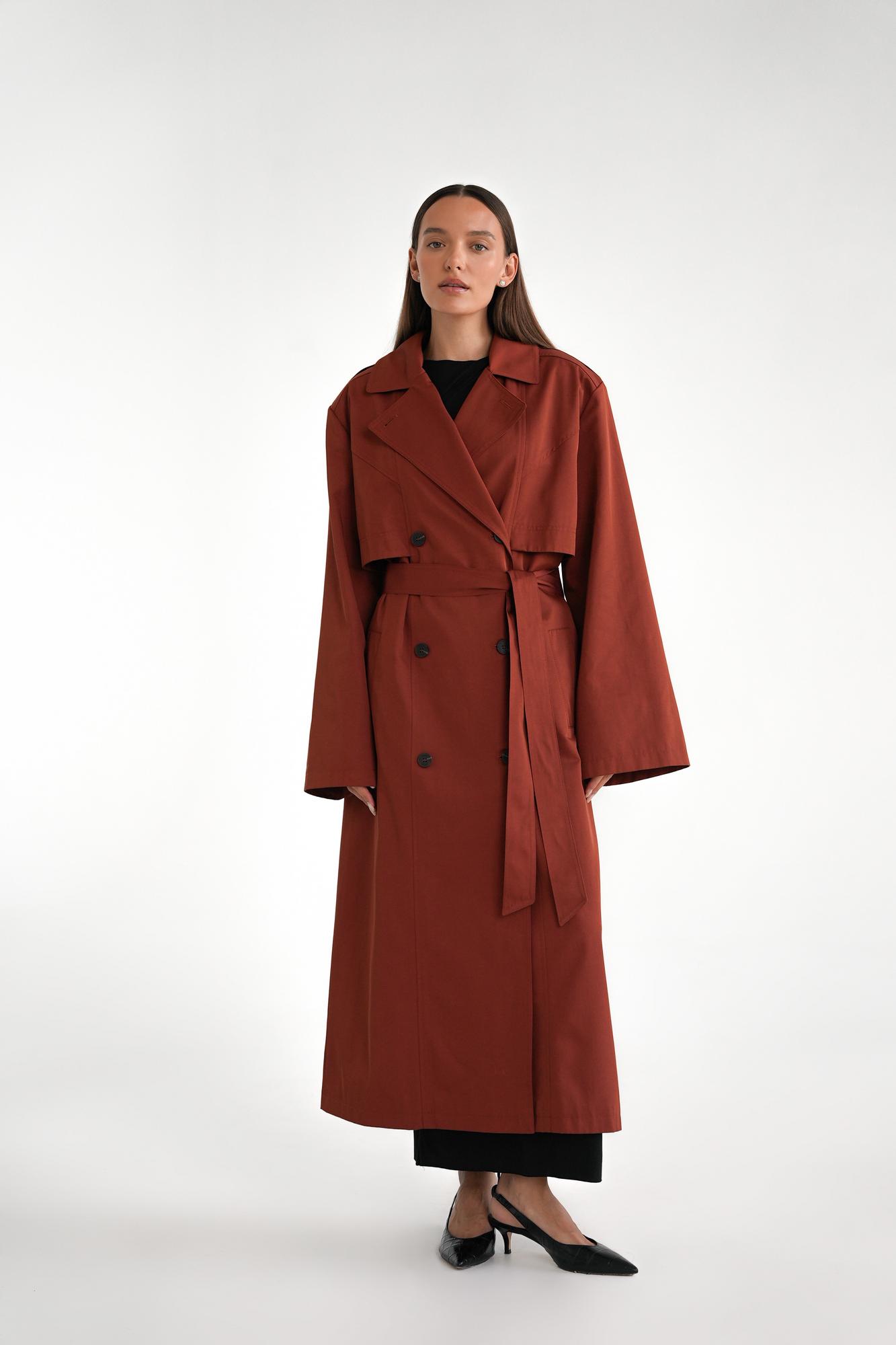 Тренч двубортный с поясом терракотового цвета