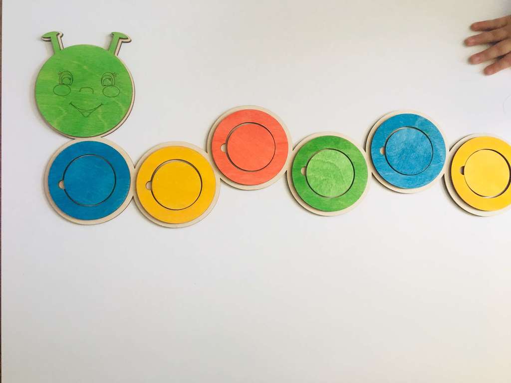 Вкладыши для малышей от 1 года «Гусеница»