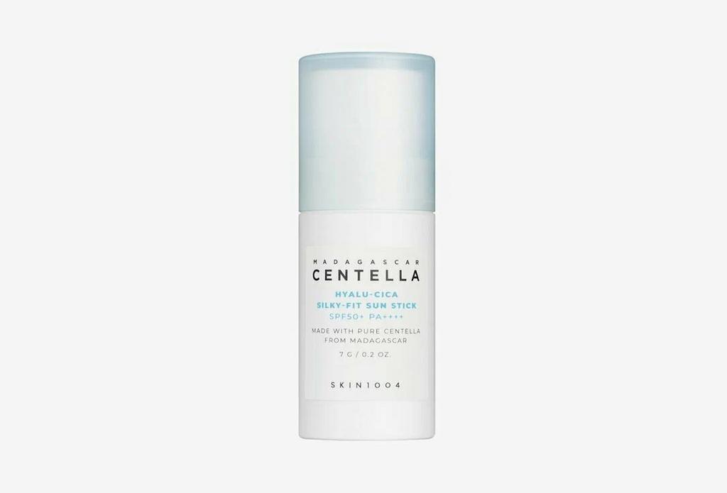 SKIN1004 Hyalu-Cica Silky-Fit Sun Stick SPF50+ PA++++, 7g Солнцезащитный стик с шёлковым финишем