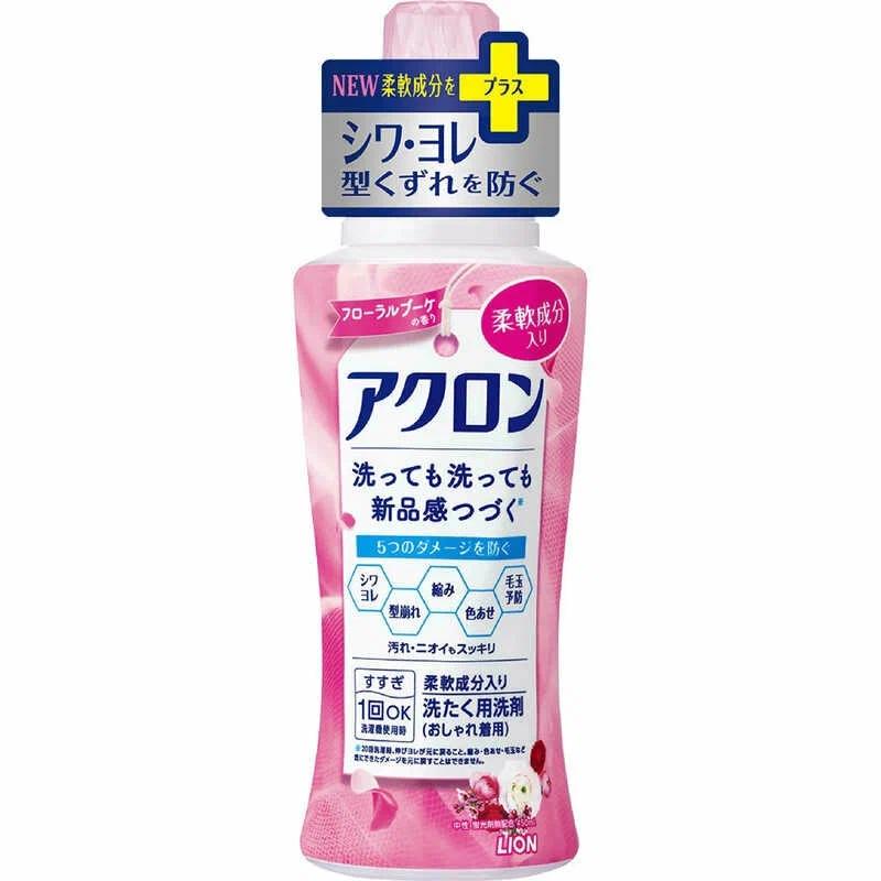 Жидкое средство для стирки деликатных тканей "Яркость цвета" LION "Acron" с цветочным ароматом