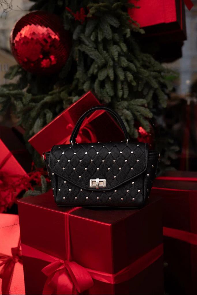 Сумка Сити чёрная с заклепками