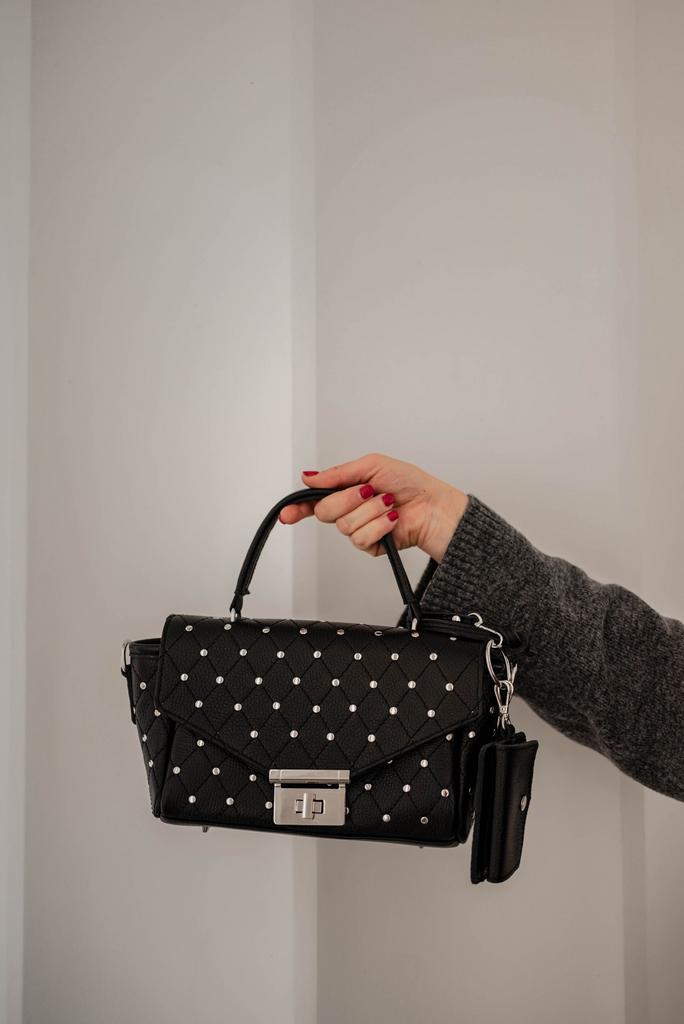 Сумка Сити шипы чёрная