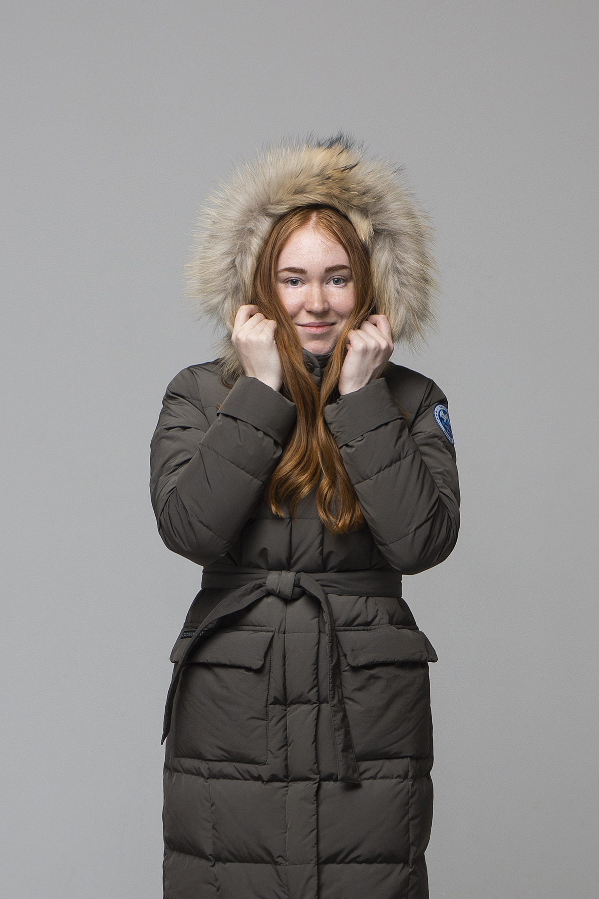 Пуховое пальто LAPLANGER Иматра олива