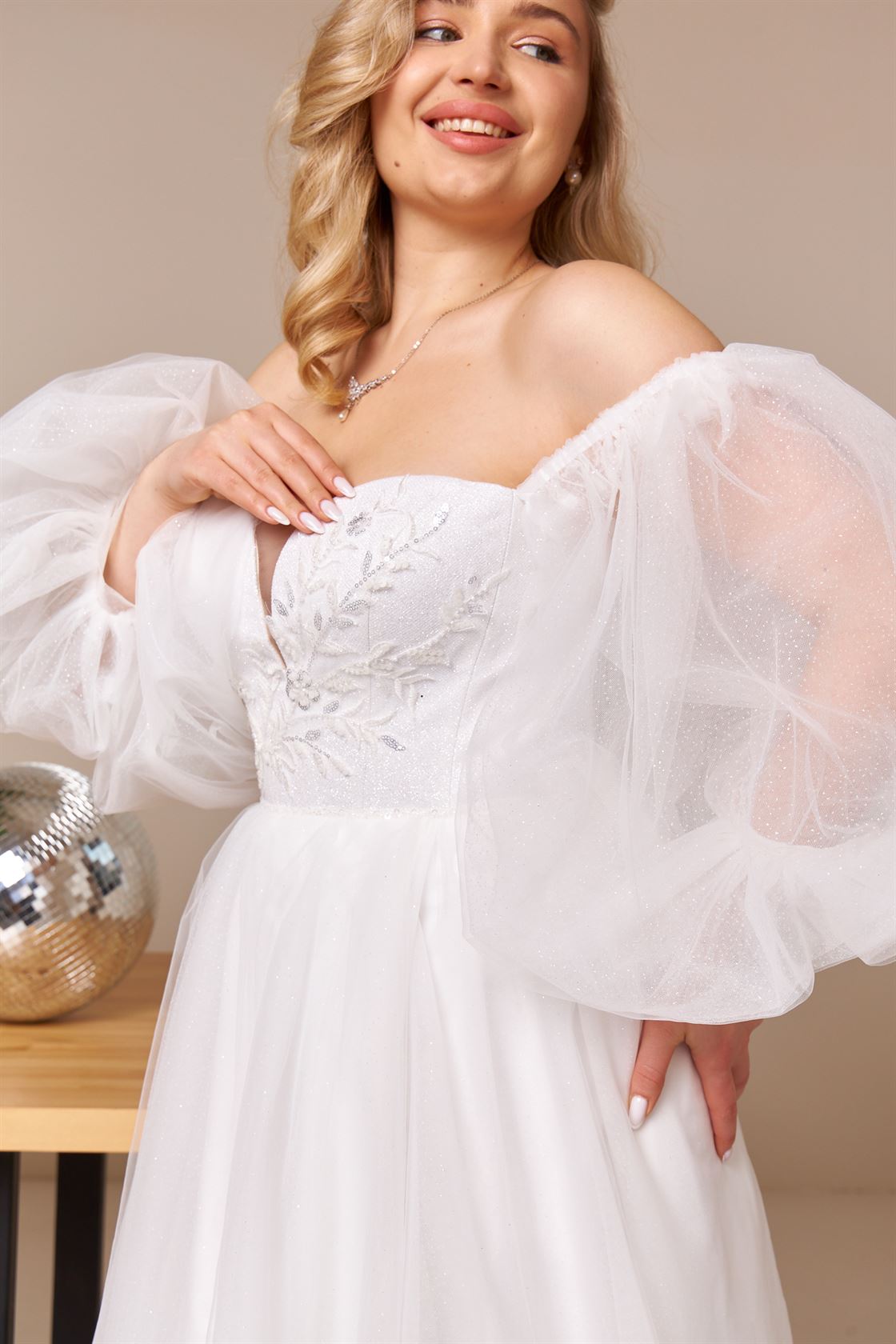 Свадебное платье Азалия декор