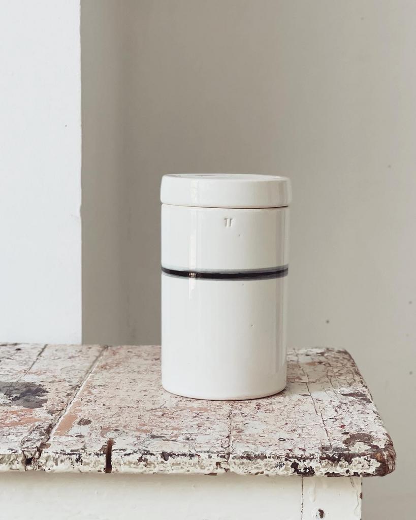 Банка для сыпучих продуктов с крышкой Tetriflat