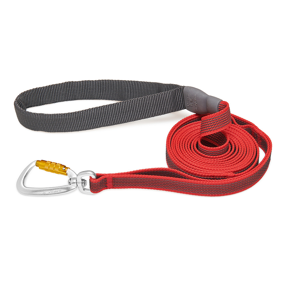 Поводок прорезиненный КРАСНЫЙ