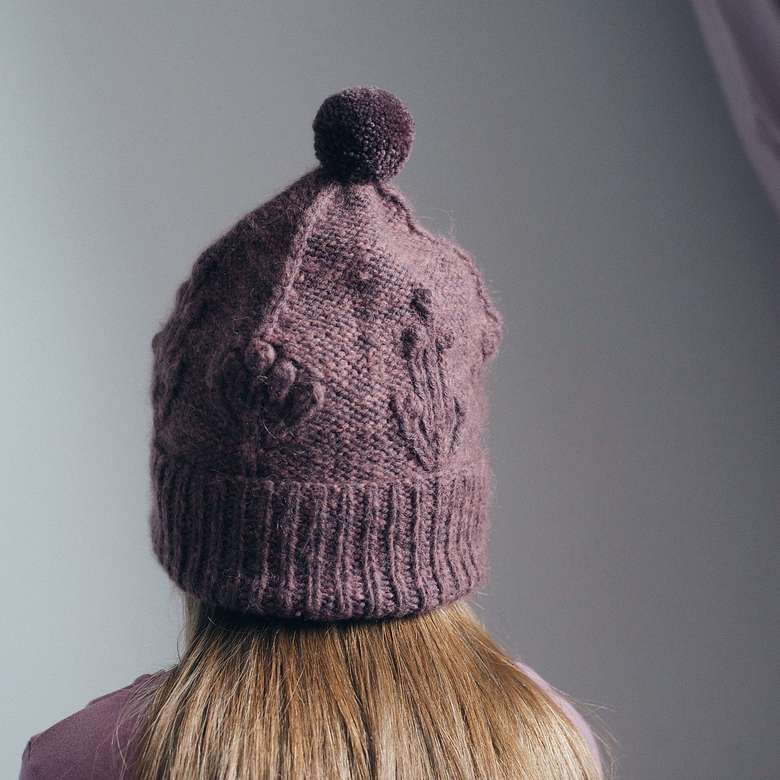 #Шапка_с_персиками