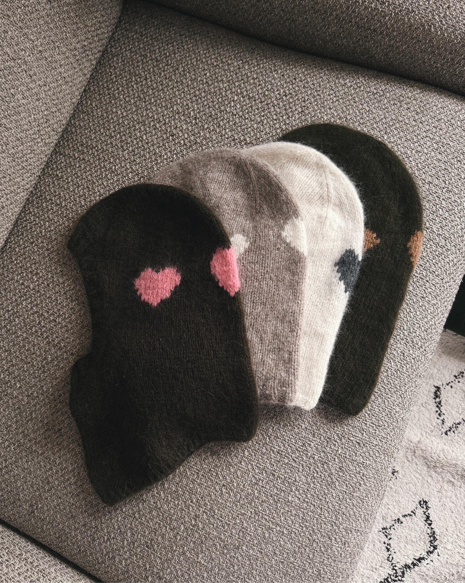 Описание балаклавы #СЛЫШУ_ЛЮБОВЬ