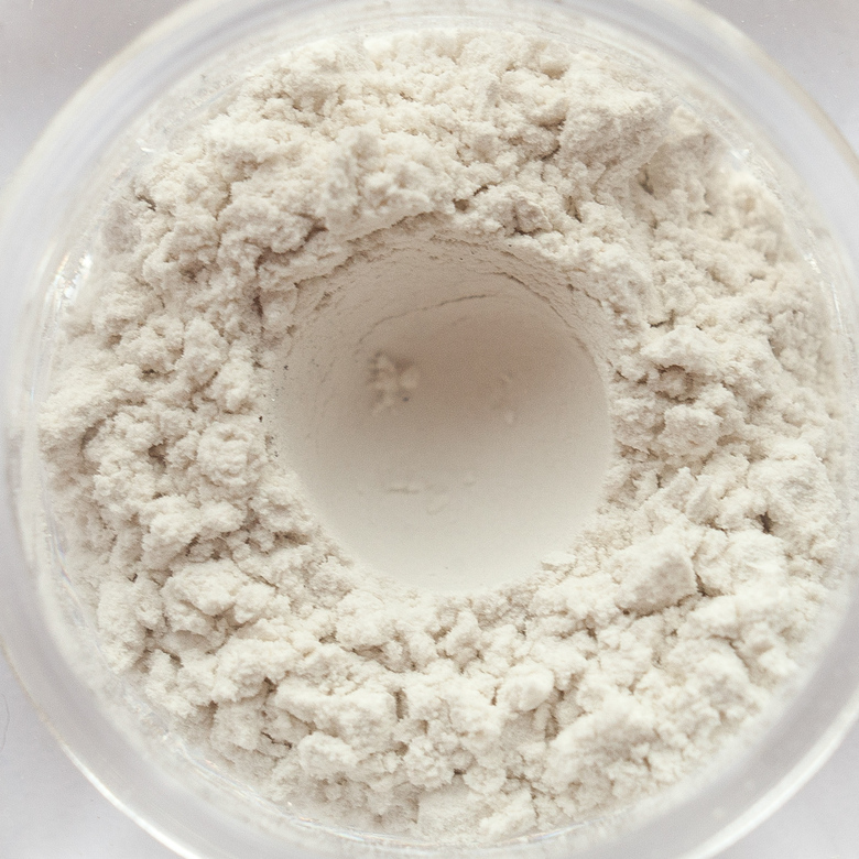 Сатиновые минеральные тени