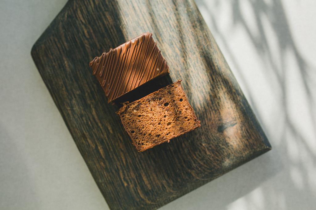 Пирожное  "Птичье молоко" шоколадное