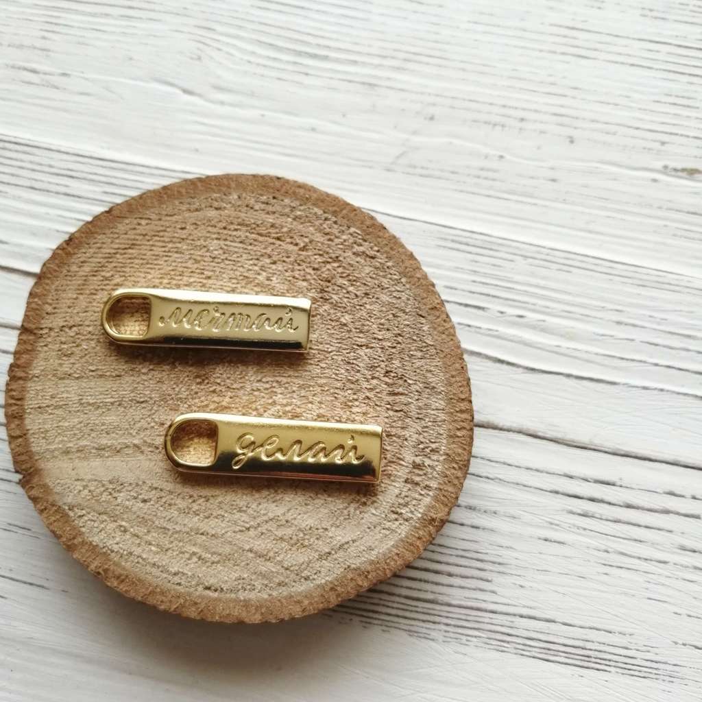 Подвеска двусторонняя Мечтай-Делай - золото