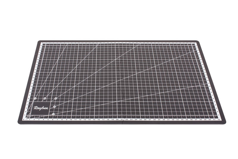 Мат для резки складной "Rayher" 45 х 30,4 см