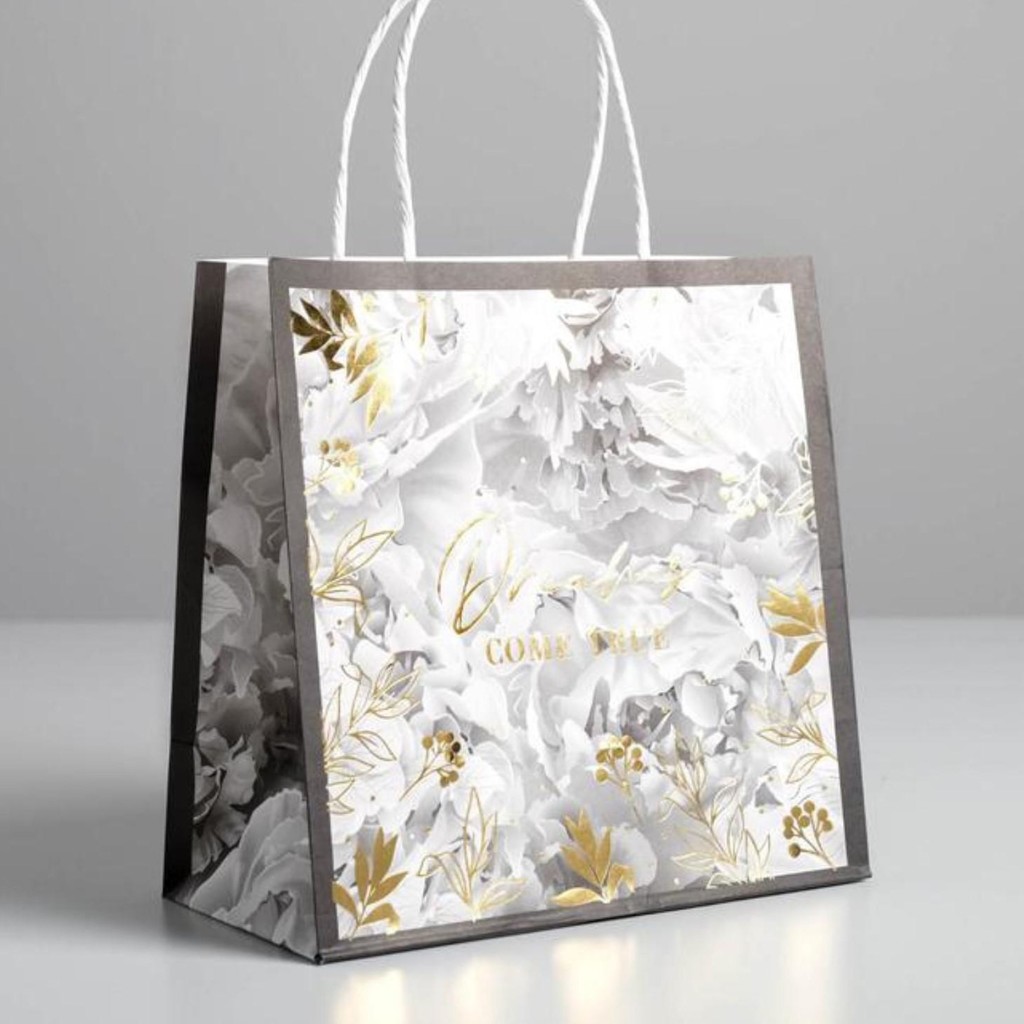 Пакет крафтовый с тиснением фольгой "Dreams", 22 х 22 х 11 см