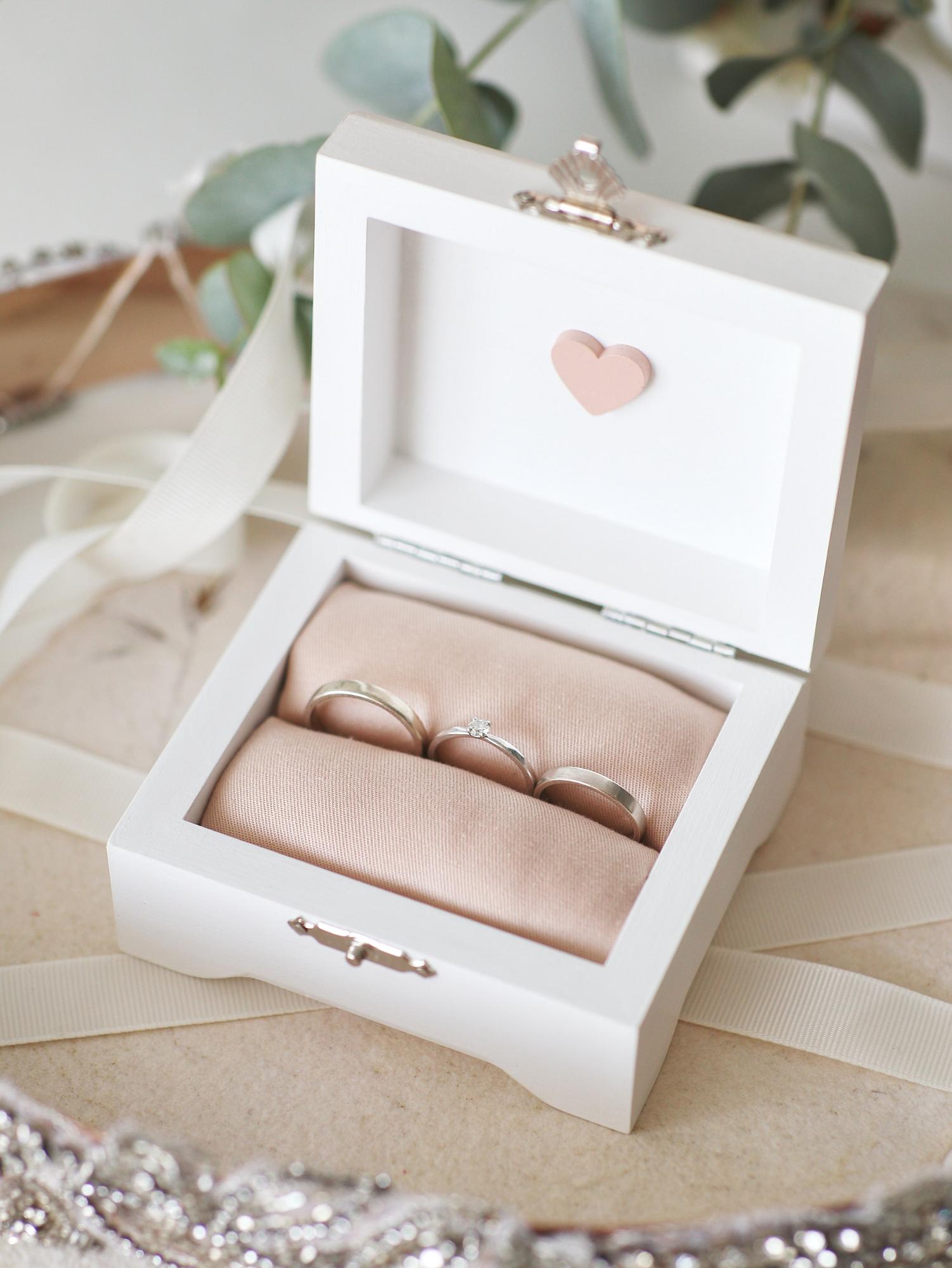 Шкатулка на свадьбу с сердечком #1