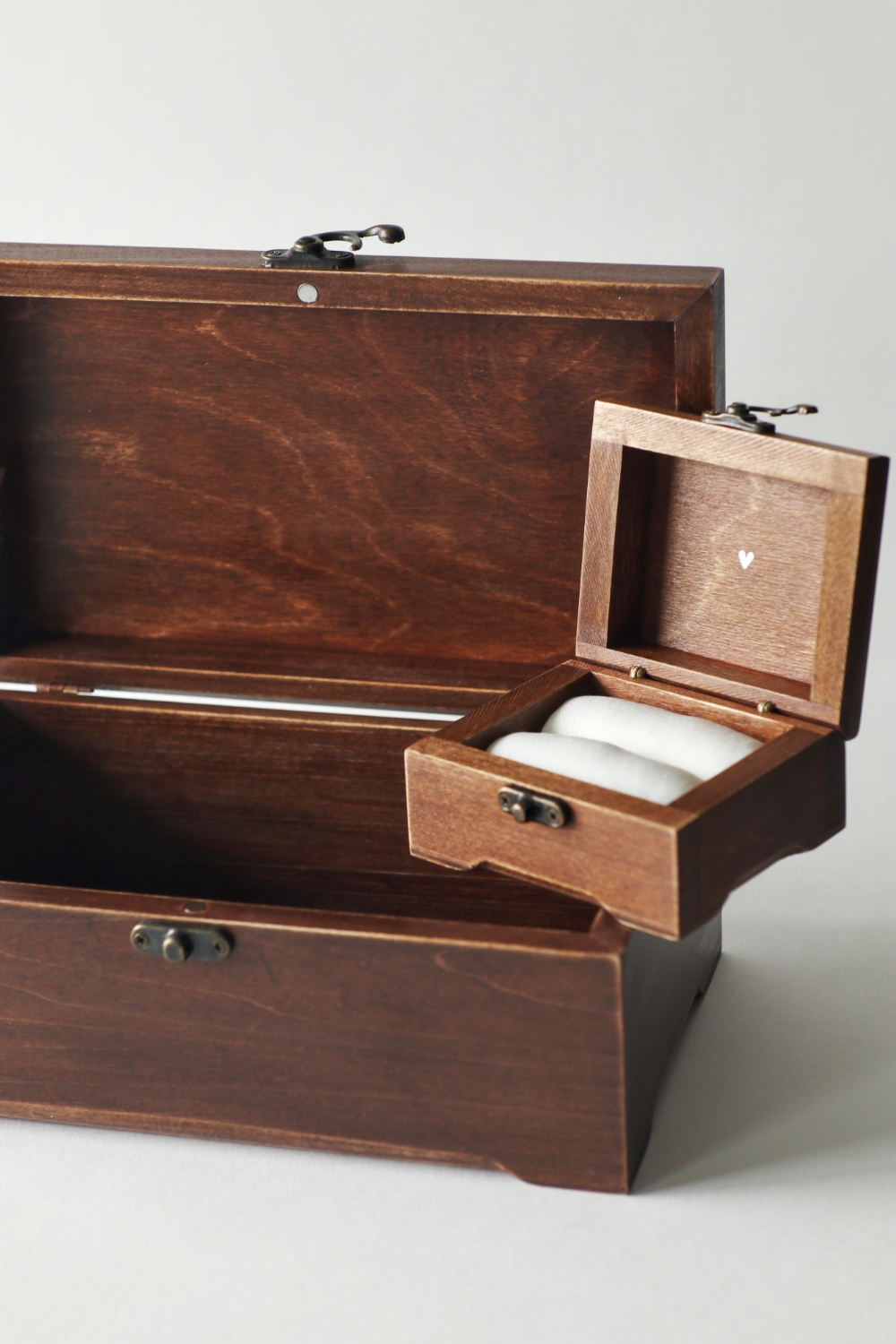 Короб для конвертов и коробочка для колец