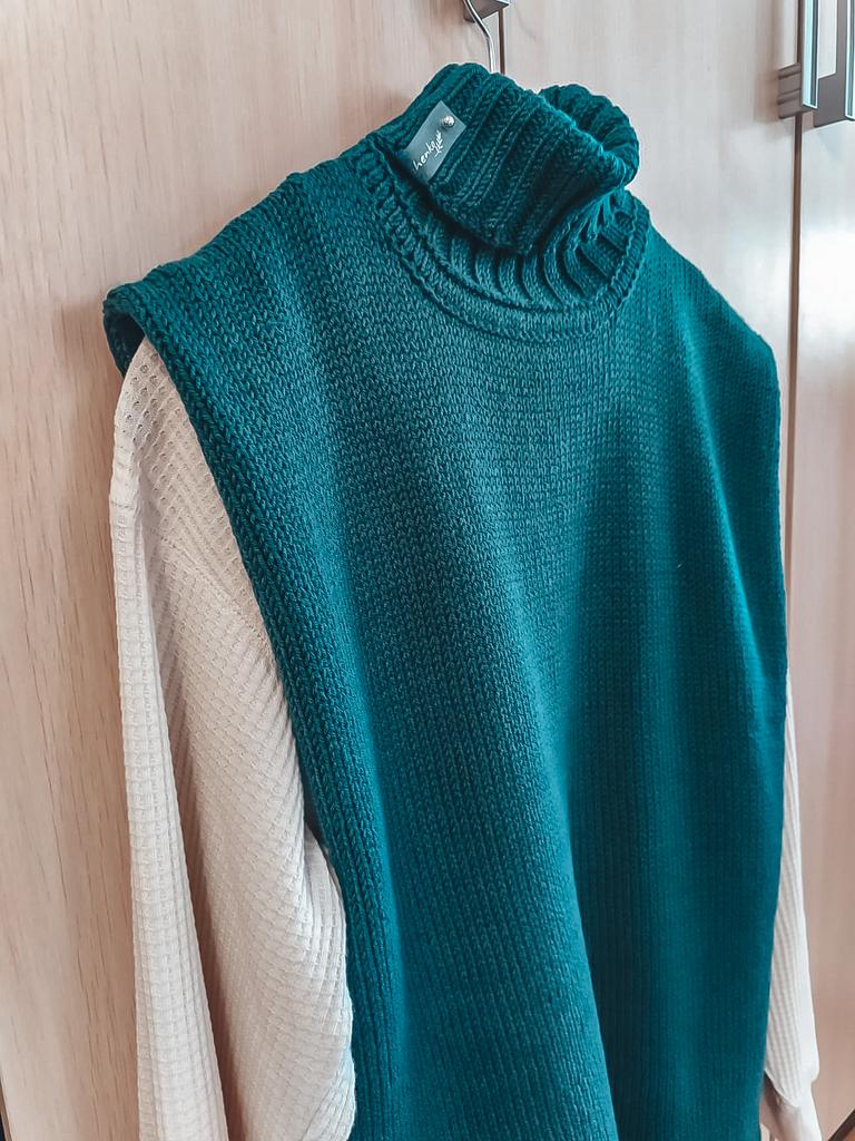 Базовая Жилетка