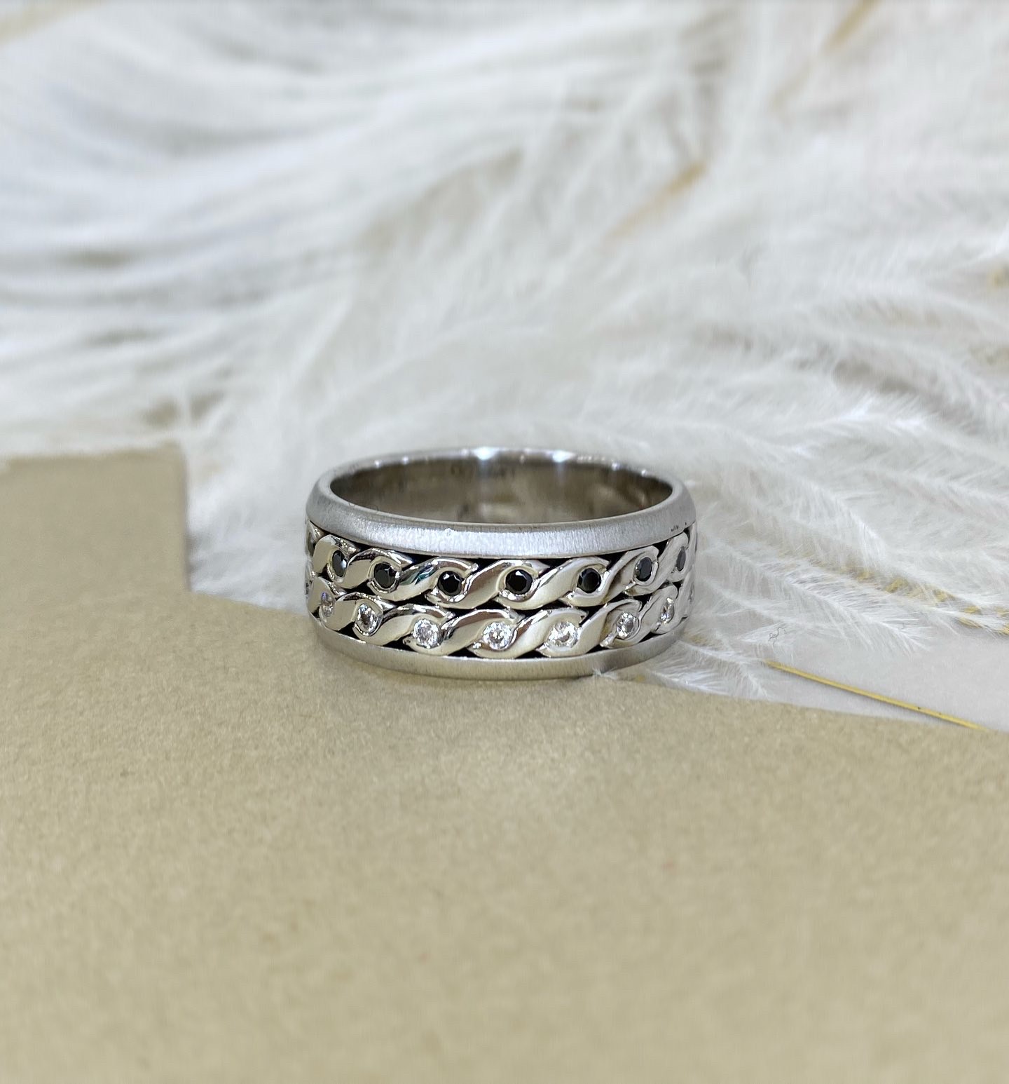 ОБРУЧАЛЬНОЕ КОЛЬЦО М700122