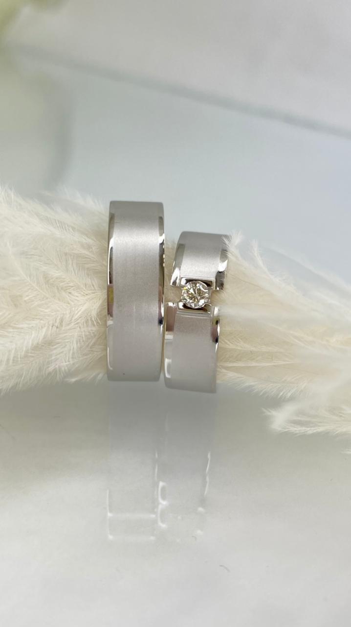 ОБРУЧАЛЬНЫЕ КОЛЬЦА  MILORD   N640657