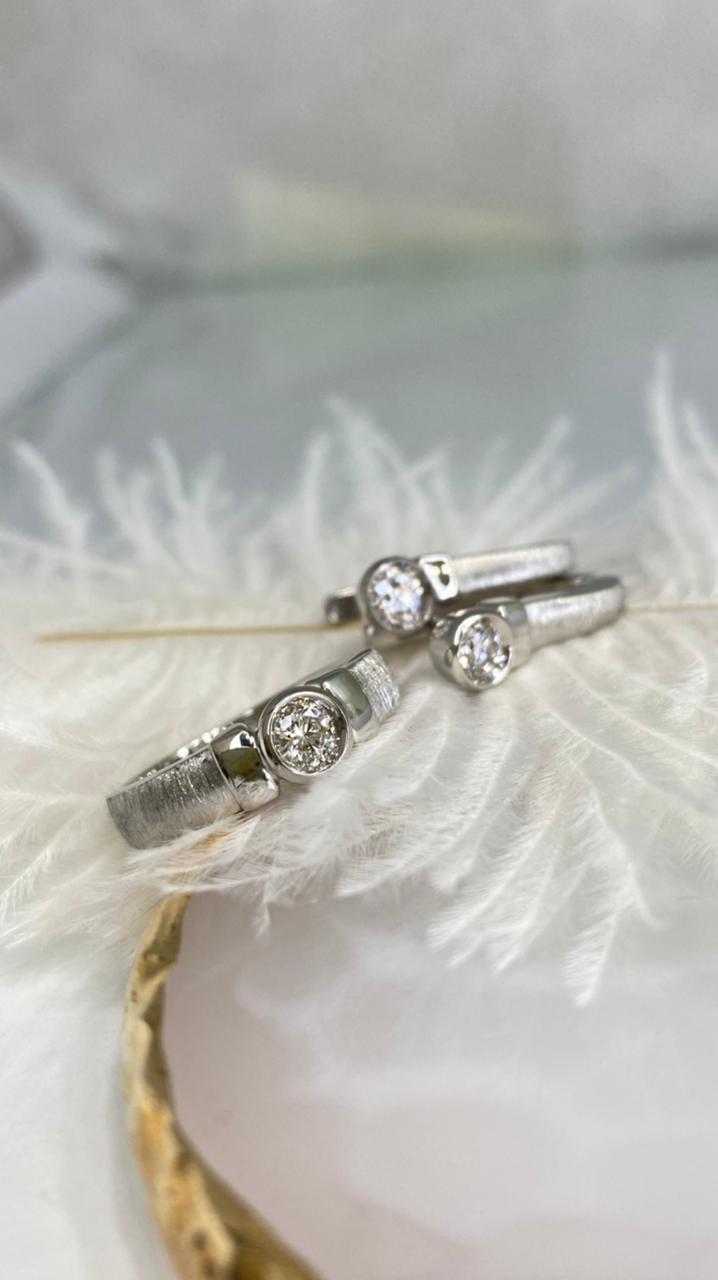 ГАРНИТУР С БРИЛЛИАНТОМ  MILORD A205