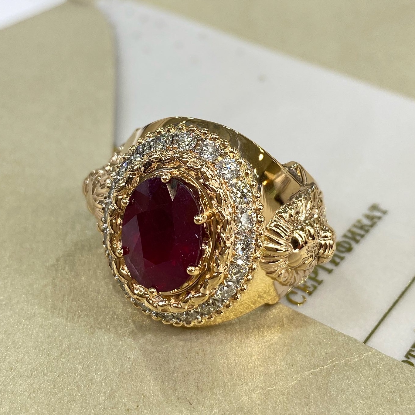 МУЖСКОЙ ПЕРСТЕНЬ "ГОЛУБИНАЯ КРОВЬ"