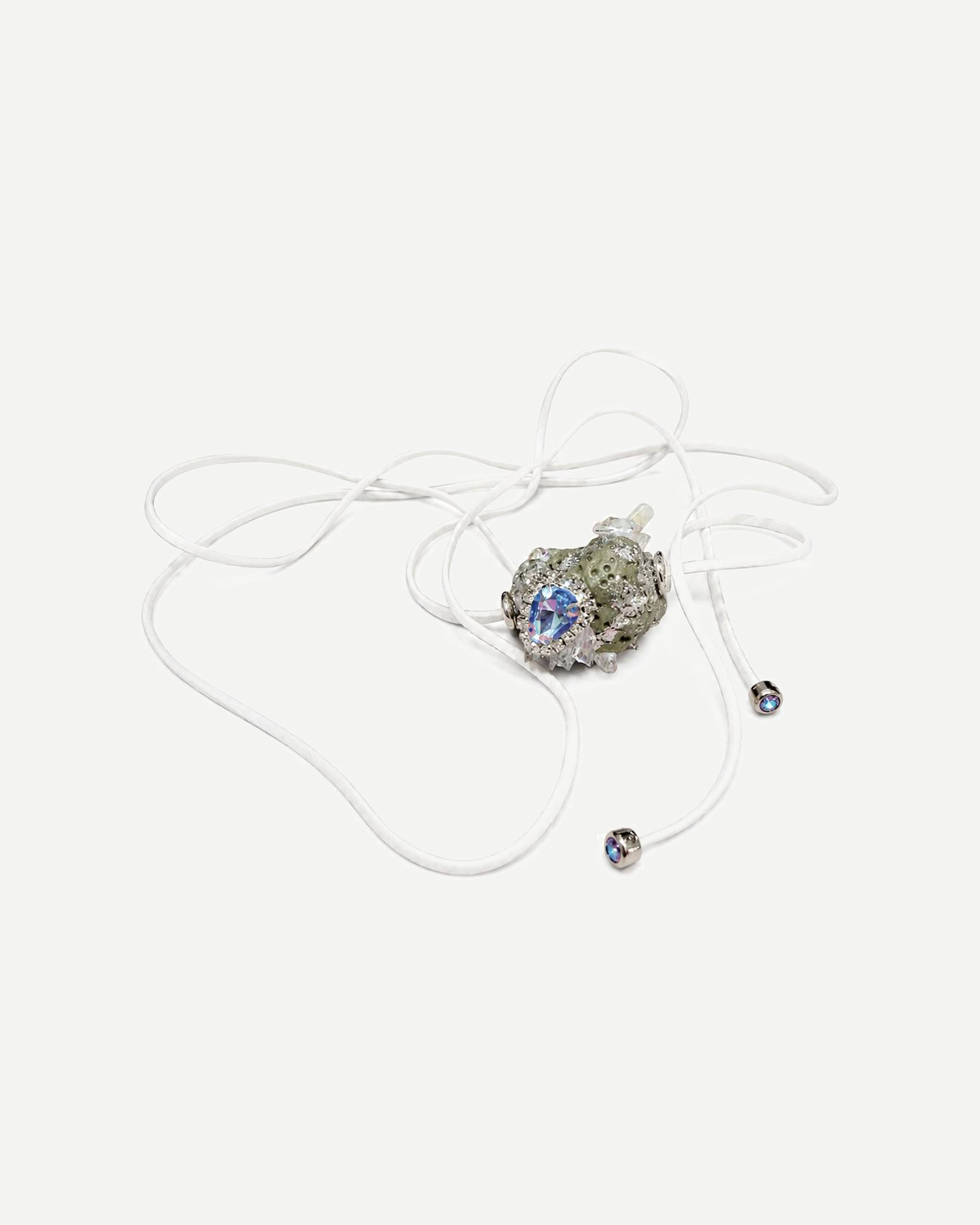 Snowiness Choker