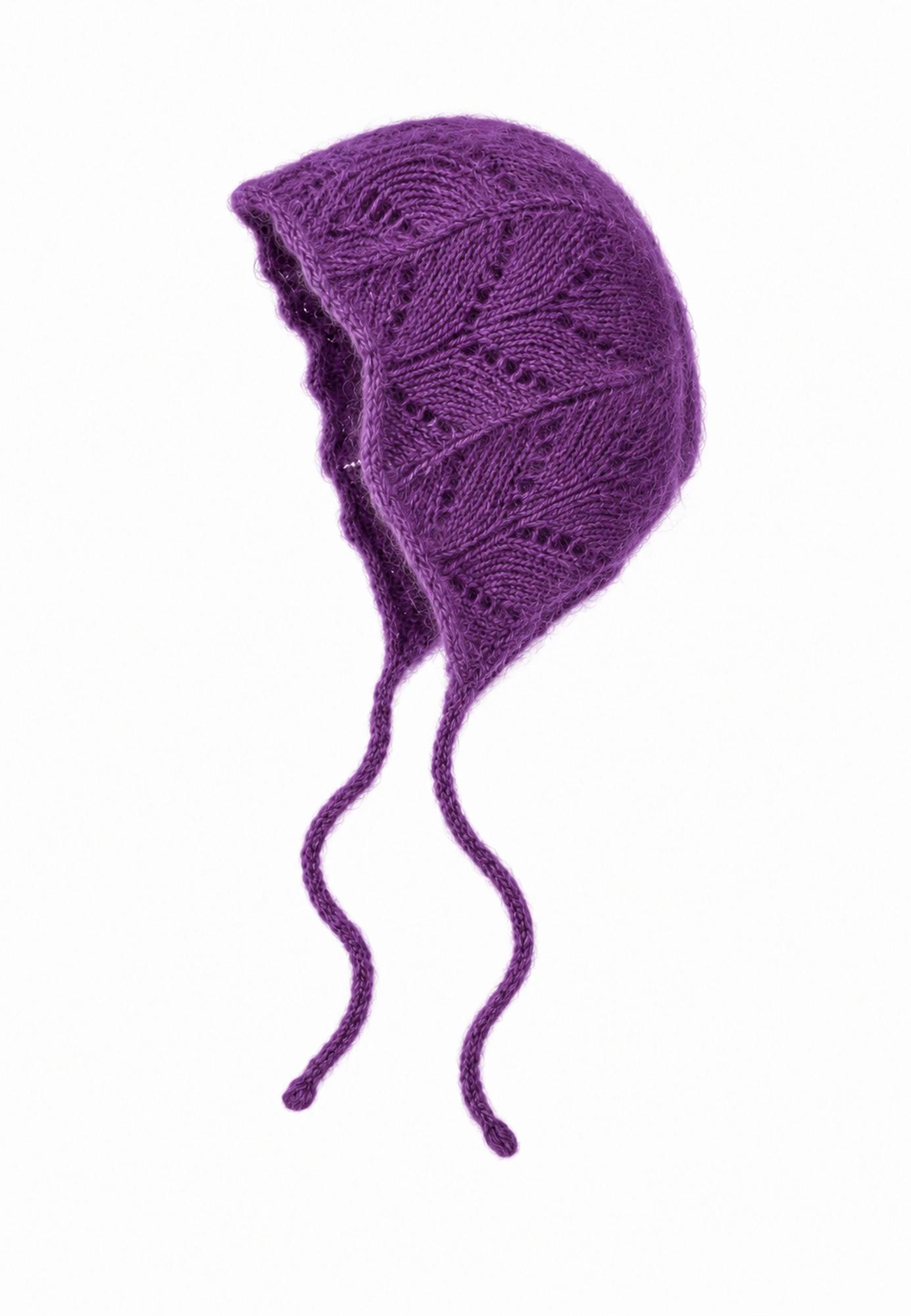 Plum Bonnet
