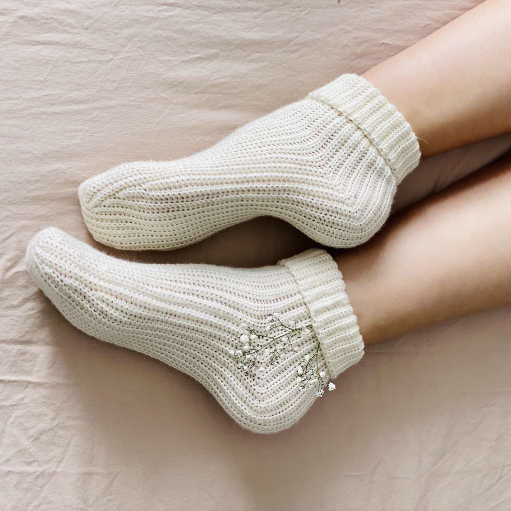 Мастер-класс по вязанию крючком носочков "Риббон" (Ribbon)