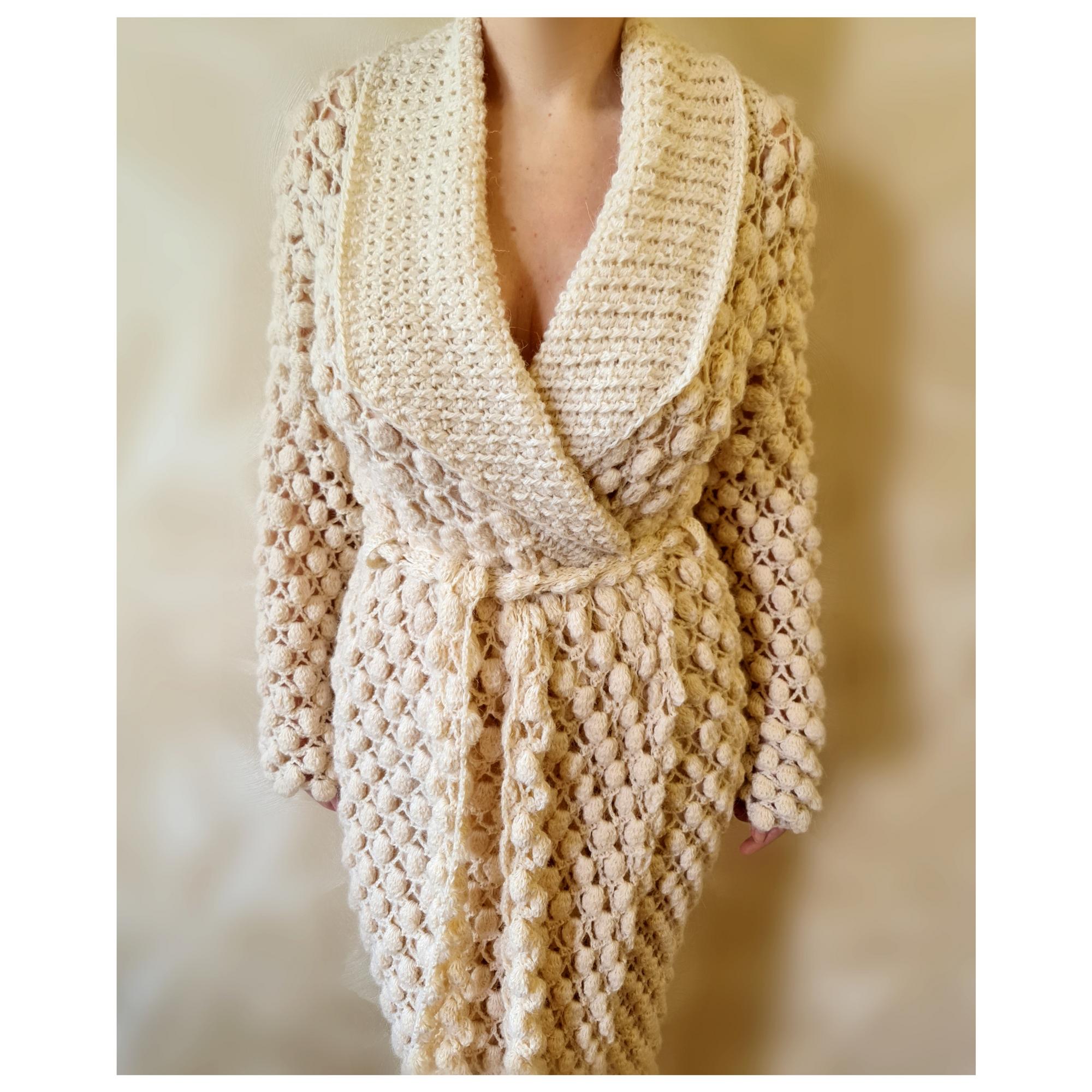 Мастер-Класс по вязанию крючком пальто "Шишки"